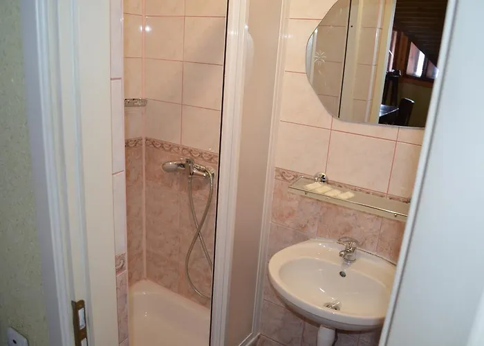 Konukevi Arefyevykh 3*